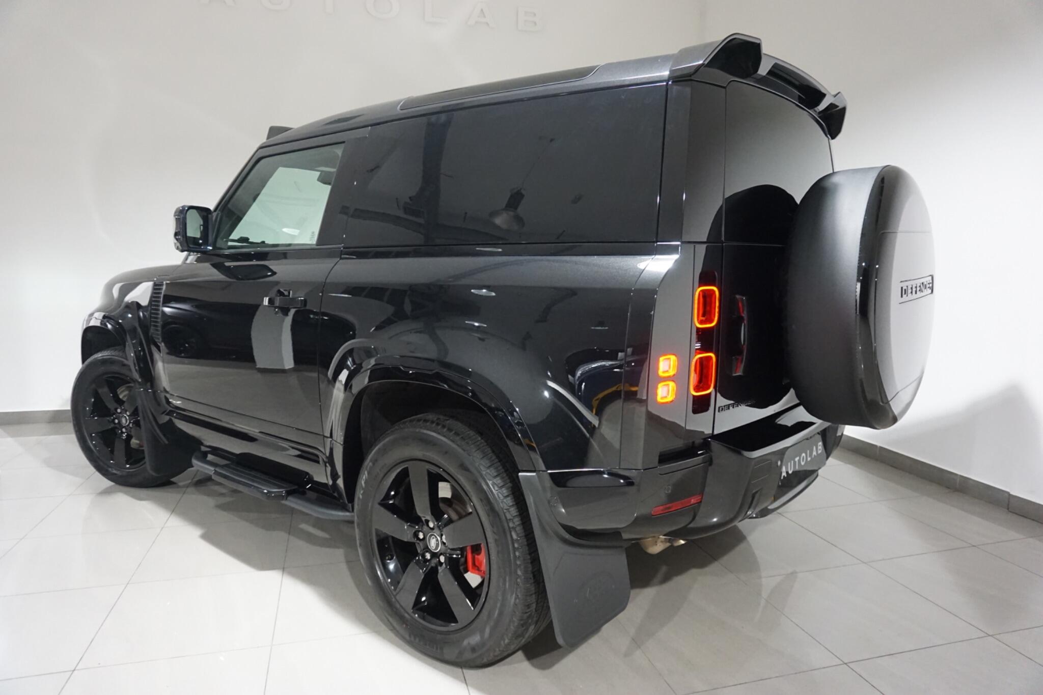 Land Rover Defender 90 3.0 D200 MHEV Hard Top SUV 3dr Diesel Auto 4WD SWB Euro 6 (s/s) (200 ps)